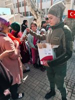 O bir AFAD gönüllüsü: 2 haftadır bölgede canla başla çalışıyor