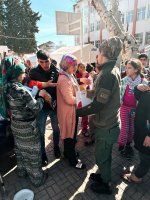 O bir AFAD gönüllüsü: 2 haftadır bölgede canla başla çalışıyor