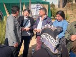 Yalım Halıcı KYK Yurdunda depremzedeleri ziyaret etti