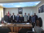 Sağlam, desteklerle ilerliyor