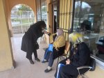 Ayşe Yıldırım mahalle ziyaretlerinde
