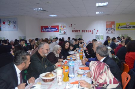 Doğa Koleji Ailesi İftar Yemeğinde Bir Araya Geldi