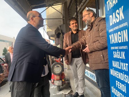 Kodaman, Cumhuriyet Caddesinde esnafla buluştu