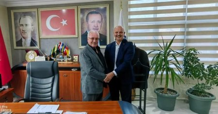 Yakup Kütük, şehit ailelerini ziyaret etti