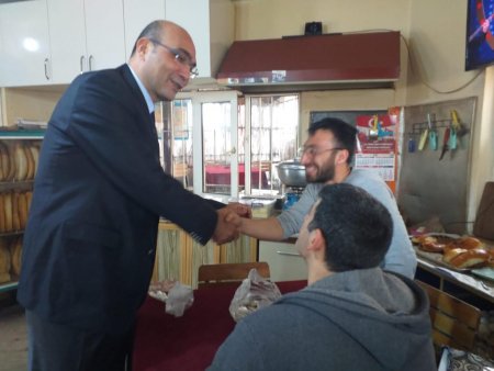 Kodaman Yalvaç'ta çalmadık kapı bırakmıyor