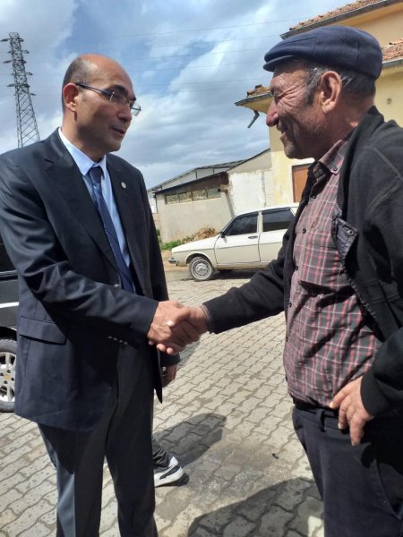 Kodaman Yalvaç'ta çalmadık kapı bırakmıyor