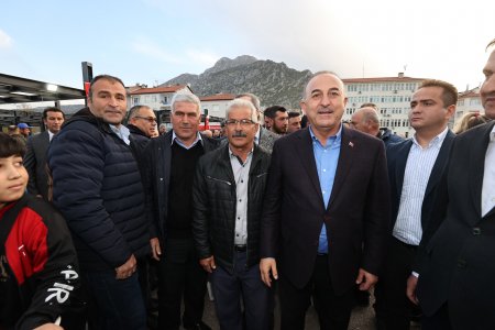 Bakan Çavuşoğlu Eğirdir'de iftar programına katıldı