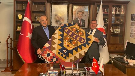 Bakan Çavuşoğlu Eğirdir'de iftar programına katıldı