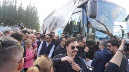 İyi Parti Lideri Akşener, Cesur’u yanından ayırmadı