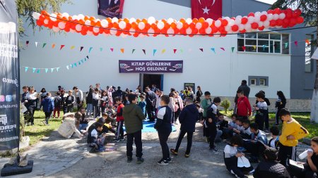 Isparta Kitap Günleri Fuarı başladı
