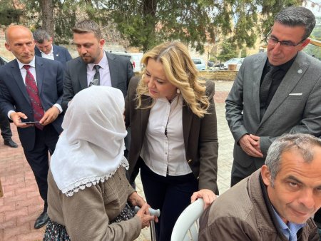 İslamköy Cesur’u bağrına bastı