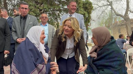 İslamköy Cesur’u bağrına bastı