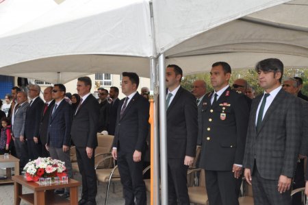 Vali Baruş, Afşin'de 23 Nisan programına katıldı