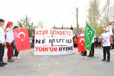 Vali Baruş, Afşin'de 23 Nisan programına katıldı