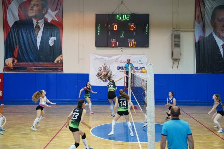 Isparta'da voleybol heyecanı