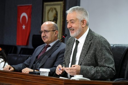 Öğrencilere Yerel Yönetimler dersi
