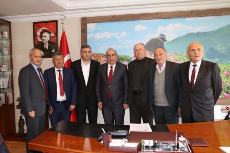 GÜLBİRLİK’ten Mahmut Demir'e güven oyu