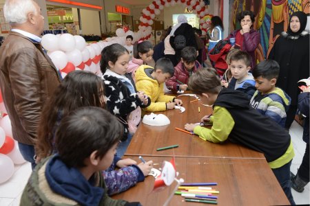 Çocuk festivali başladı