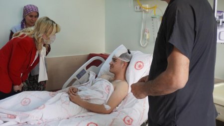 Milletvekili Cesur’dan yaralı vatandaşlara ziyaret