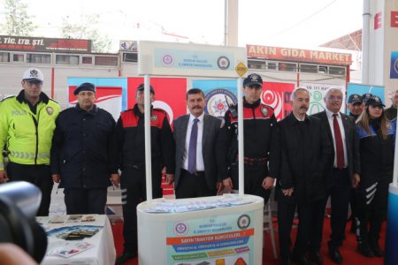 Burdur Teke Yöresi Uluslararası 8. Tarım Ve Hayvancılık Fuarı kapılarını açtı