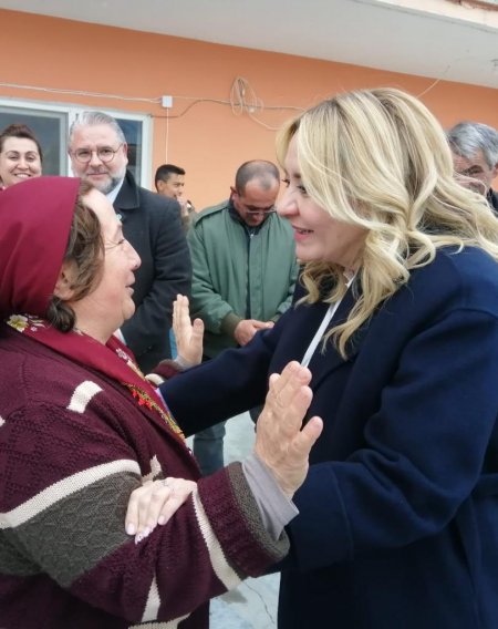 Cesur, gezmedik köy bırakmıyor