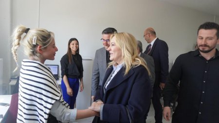 Cesur, Sav Organize Sanayi Bölgesini ziyaret etti