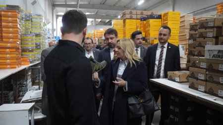 Cesur, Sav Organize Sanayi Bölgesini ziyaret etti