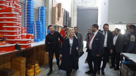 Cesur, Sav Organize Sanayi Bölgesini ziyaret etti