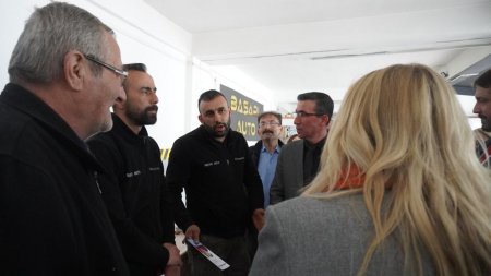 Cesur, Gül Küçük  Sanayi Sitesi esnafını ziyaret etti