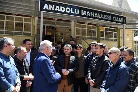 Anadolu Mahallesi camii ve çevresi yenileniyor 