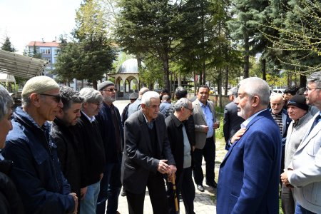 Anadolu Mahallesi camii ve çevresi yenileniyor 