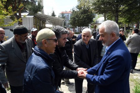 Anadolu Mahallesi camii ve çevresi yenileniyor 