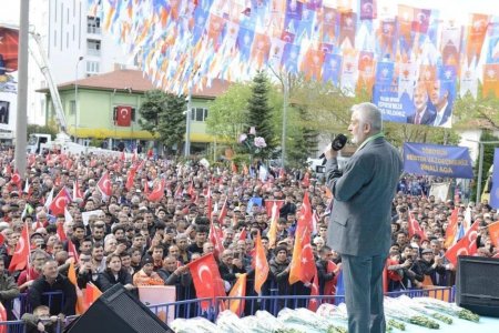 Başkan Başdeğirmen, mitingde konuştu
