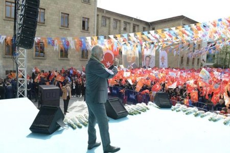 Başkan Başdeğirmen, mitingde konuştu