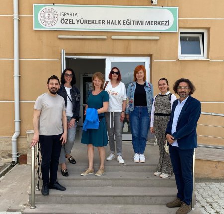 Özel öğrencileri ziyarete geldiler