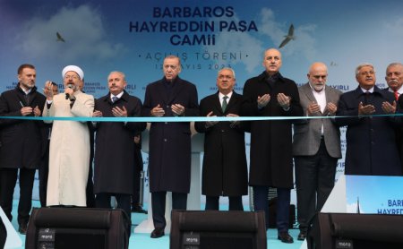 Açılışa Bilgiç de katıldı