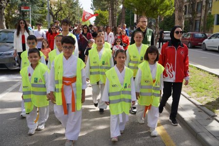 Gençlik Haftası coşkuyla başladı