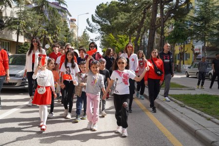 Gençlik Haftası coşkuyla başladı