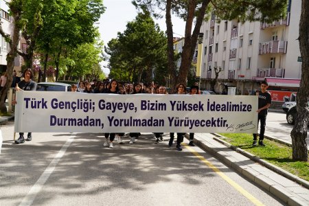 Gençlik Haftası coşkuyla başladı