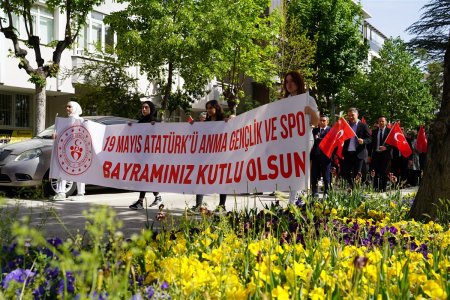 Gençlik Haftası coşkuyla başladı