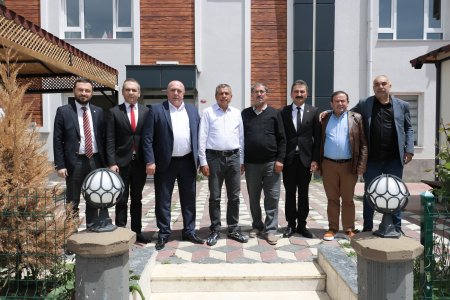 2022 yılı Tescil İşlem Hacminde dereceye giren üyelere plaketleri verildi