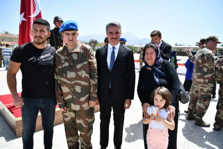 Askerlik Heyecanı Yaşayan Özel Gençlerimiz Törenle Yemin Etti