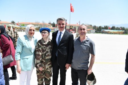 Askerlik Heyecanı Yaşayan Özel Gençlerimiz Törenle Yemin Etti