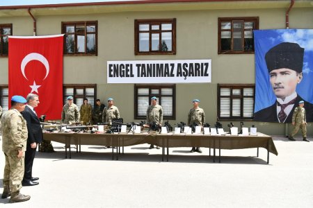 Askerlik Heyecanı Yaşayan Özel Gençlerimiz Törenle Yemin Etti