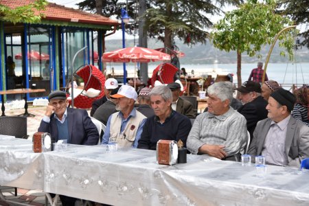 ‘Toplumda Aile  Kurumunun Önemi’ konulu konferans