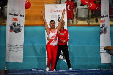 19 Mayıs Atatürk'ü Anma, Gençlik ve Spor Bayramı Coşkuyla Kutlandı