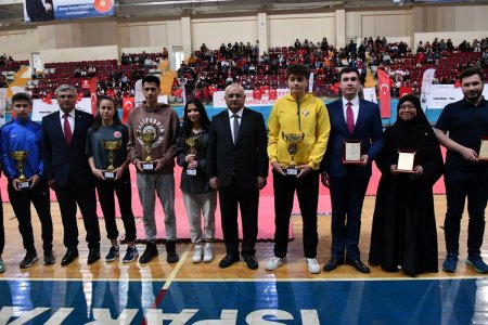 19 Mayıs Atatürk'ü Anma, Gençlik ve Spor Bayramı Coşkuyla Kutlandı