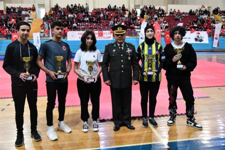 19 Mayıs Atatürk'ü Anma, Gençlik ve Spor Bayramı Coşkuyla Kutlandı