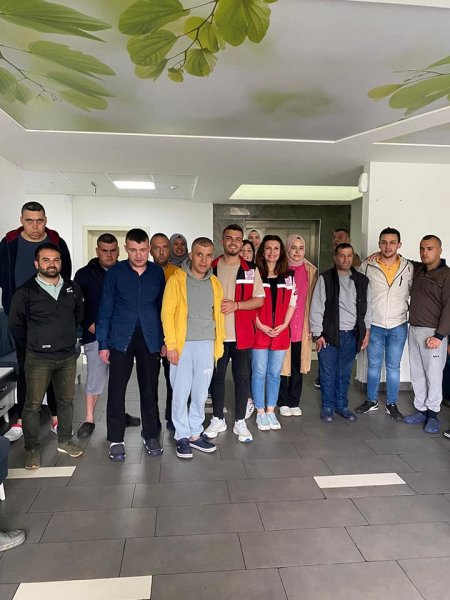 Engelli yakınlarıyla bir araya geldiler