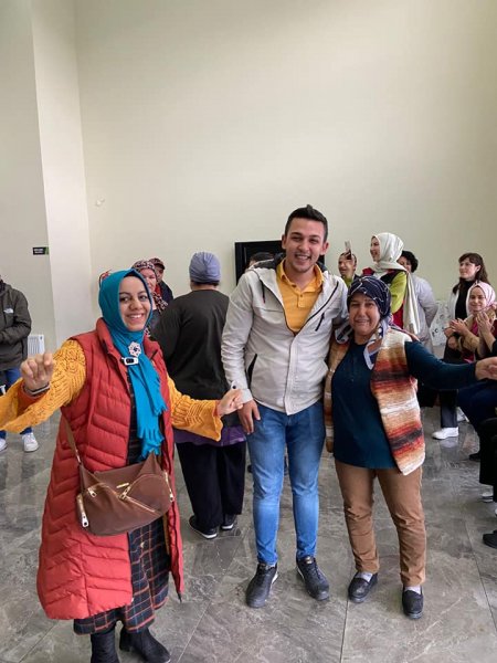 Engelli yakınlarıyla bir araya geldiler